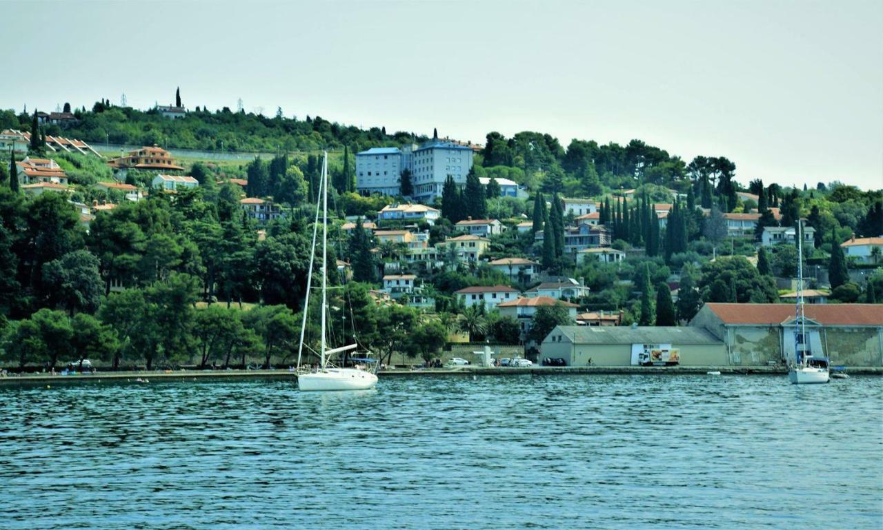 Dijaski Dom Portoroz, Hostel Bagian luar foto